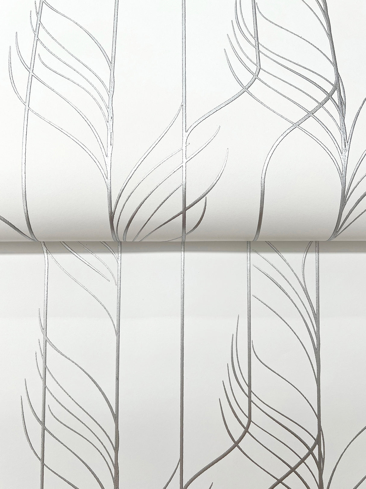 Eade’s Elemental Thread White & Silver