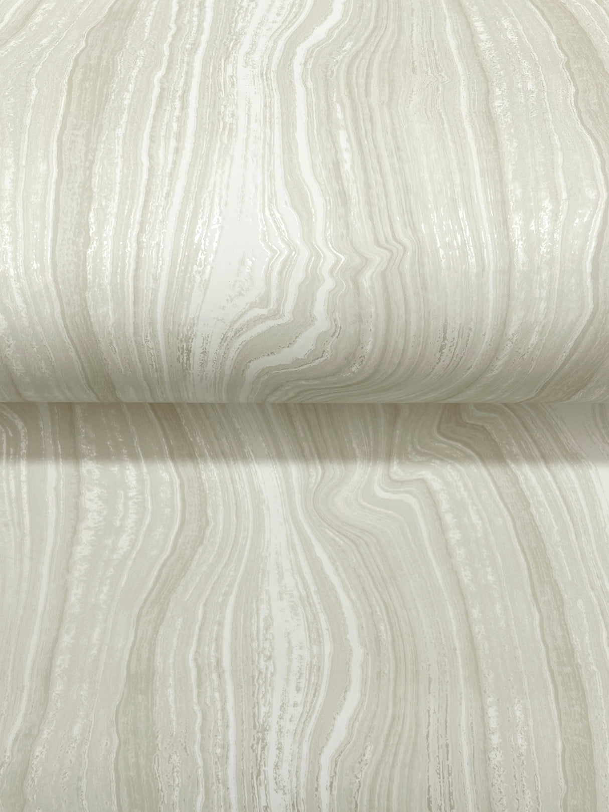 Eade’s Mineral Shimmer White & Pearl