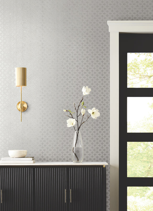 Eade’s Uptown Glam White