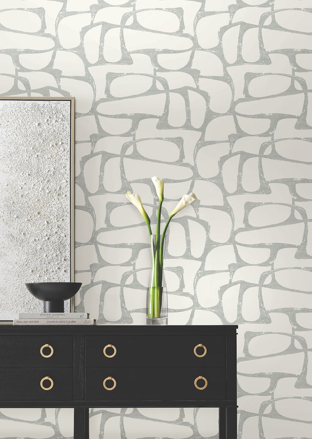 Eade’s Craftsman Geometric White & Silver