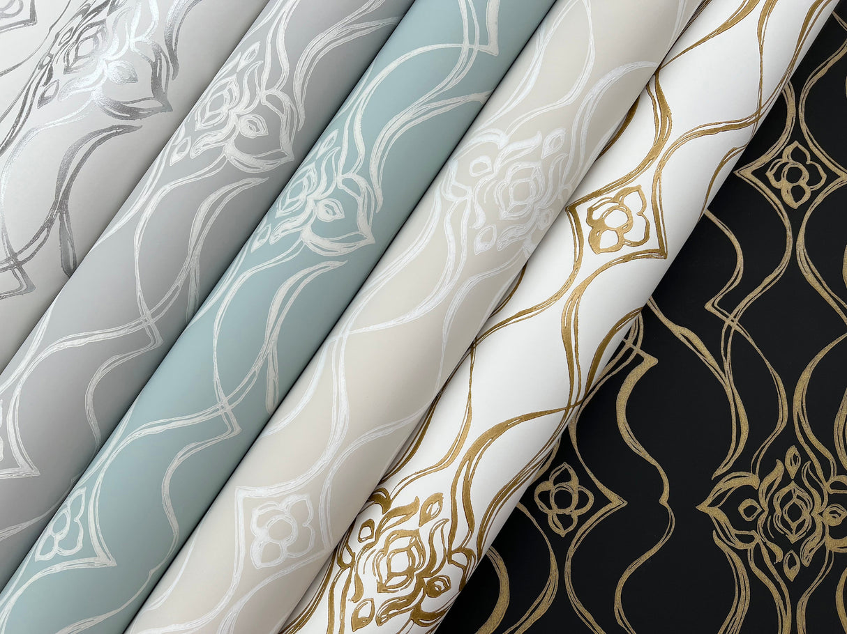 Eade’s Pirouette White & Silver