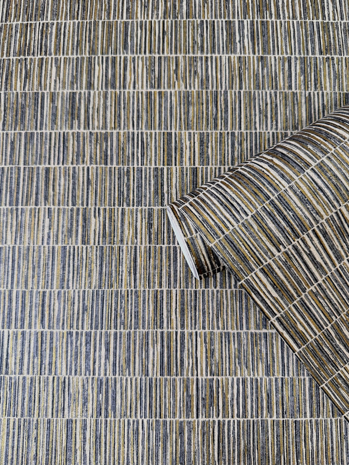 Eade's DWP0362-06-sample Silver Grey