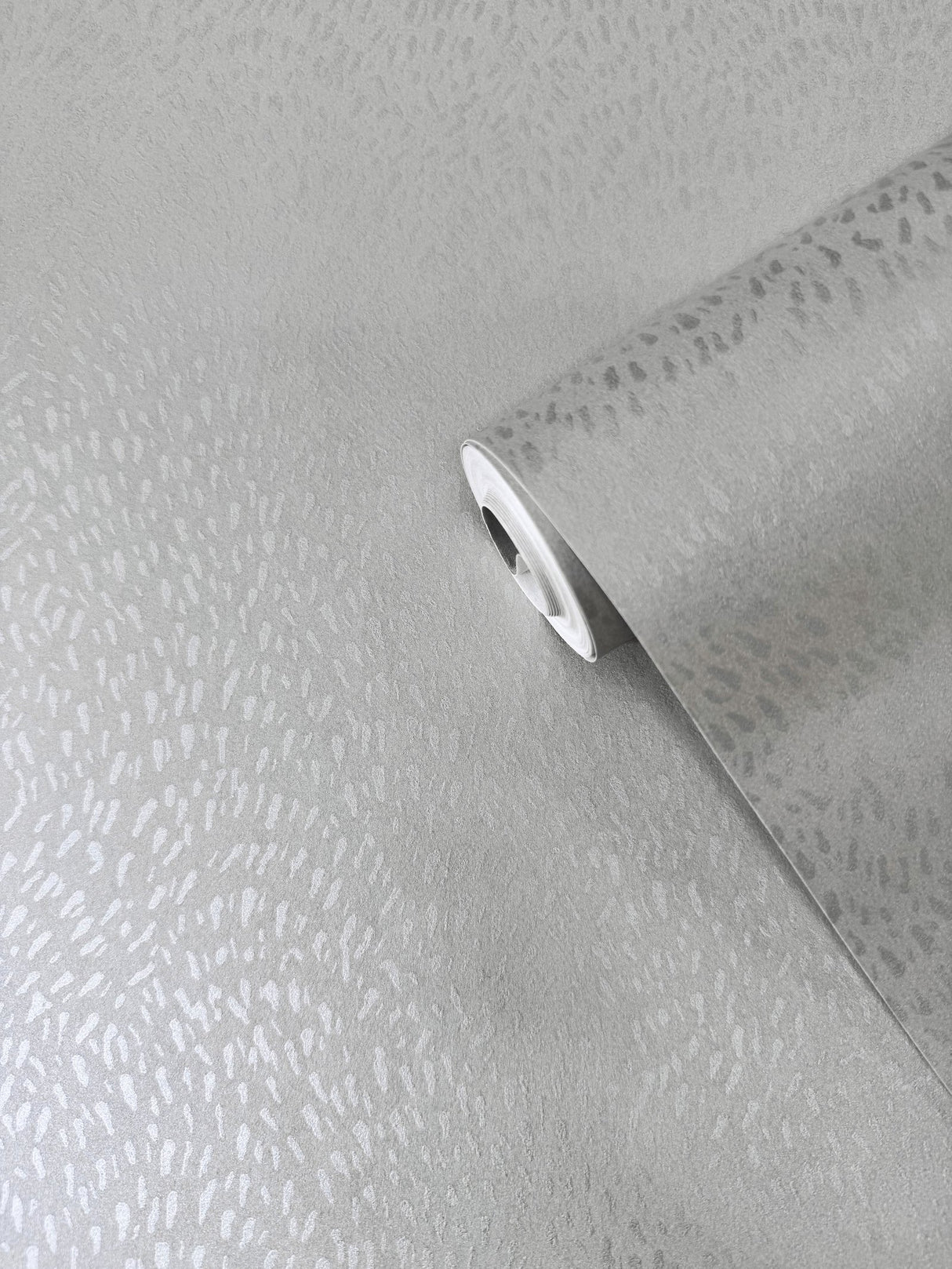 Eade's DWP0363-07-sample Silver Grey