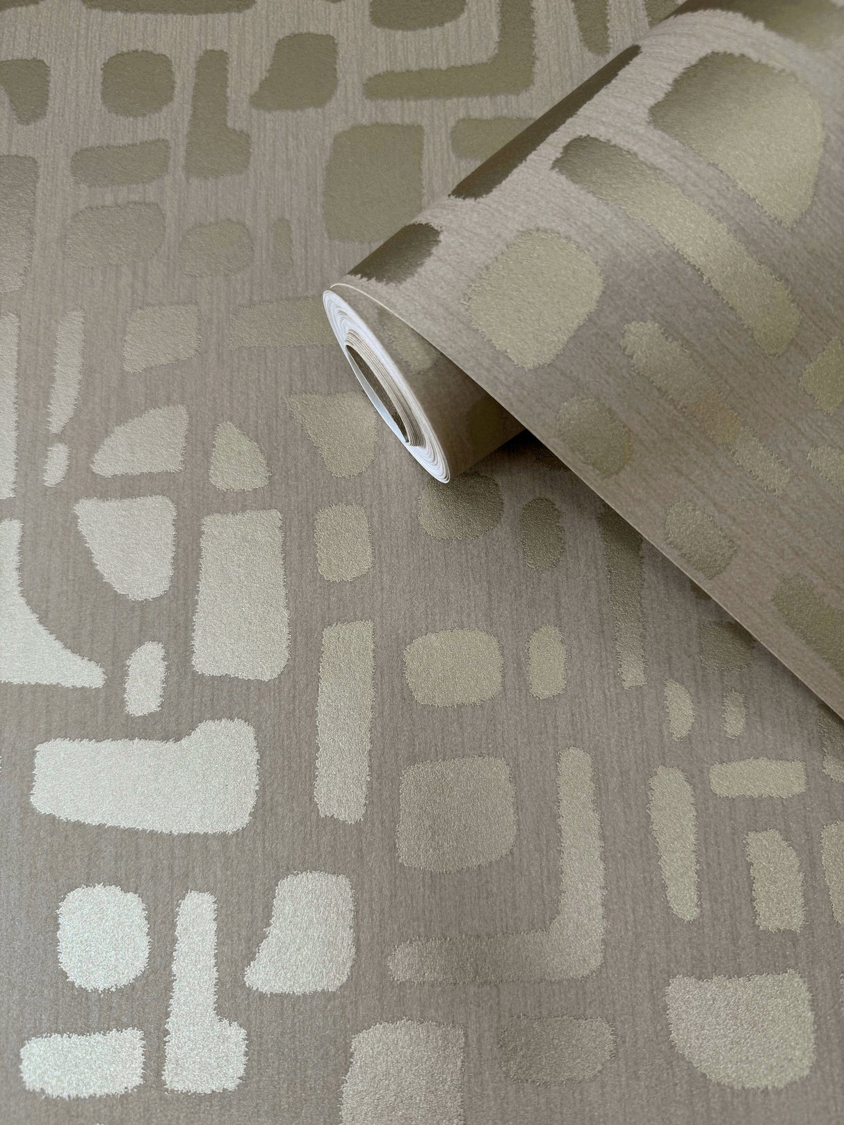 Eade's DWP0364-02-sample Cream