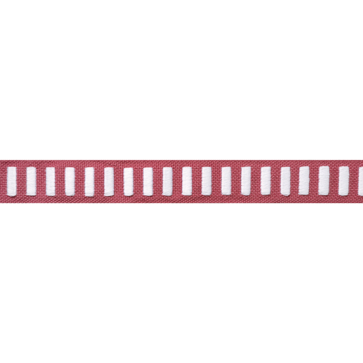 Thibaut E12124 DASH TAPE White on Peony