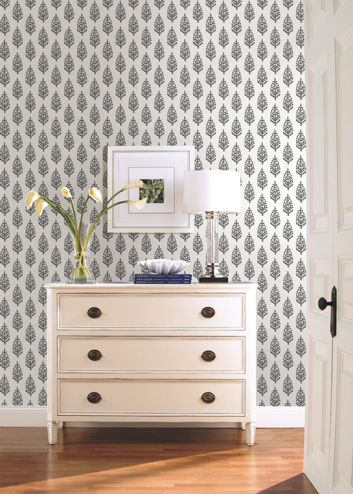 York FH4069 Paisley on Calico Black & White Wallpaper