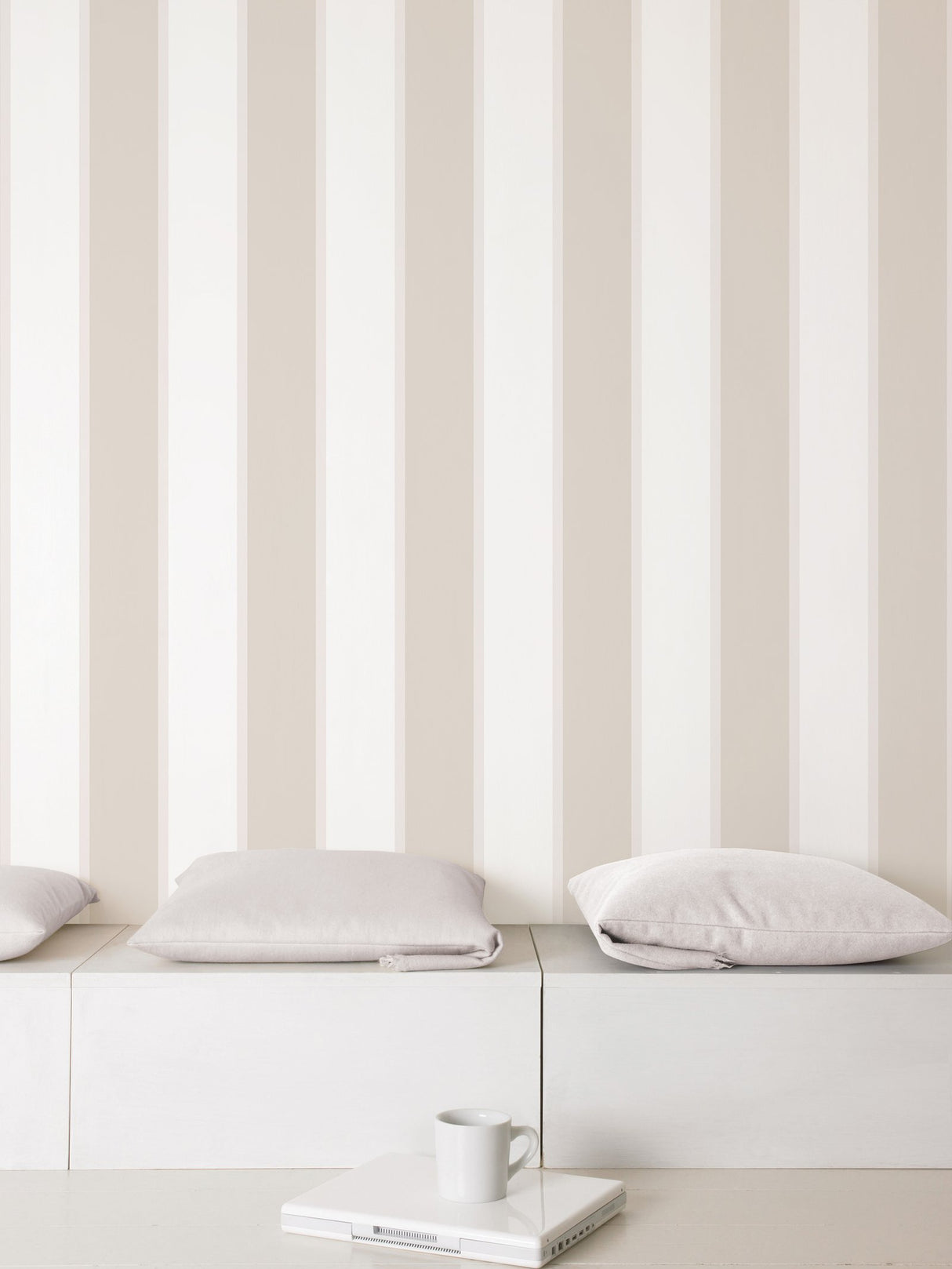 Eade's G67555-sample Beige