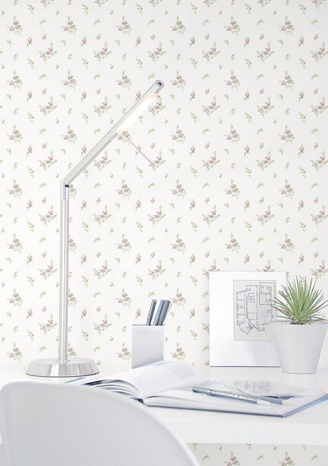 Eade's G67918-sample White