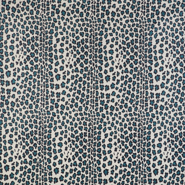 GASTON Y DANIELA GDT5515.001.0 LEOPARDO AZUL Fabric - Eade's Wallpaper