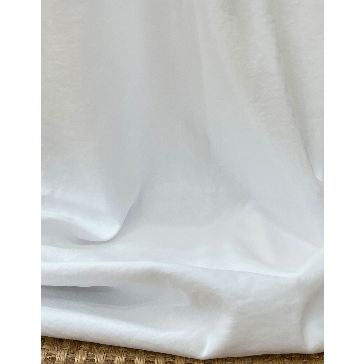 GASTON Y DANIELA GDT5745.001.0 VALNERA BLANCO Fabric - Eade's Wallpaper