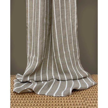 GASTON Y DANIELA GDT5751.001.0 KANJUT 001 Fabric - Eade's Wallpaper