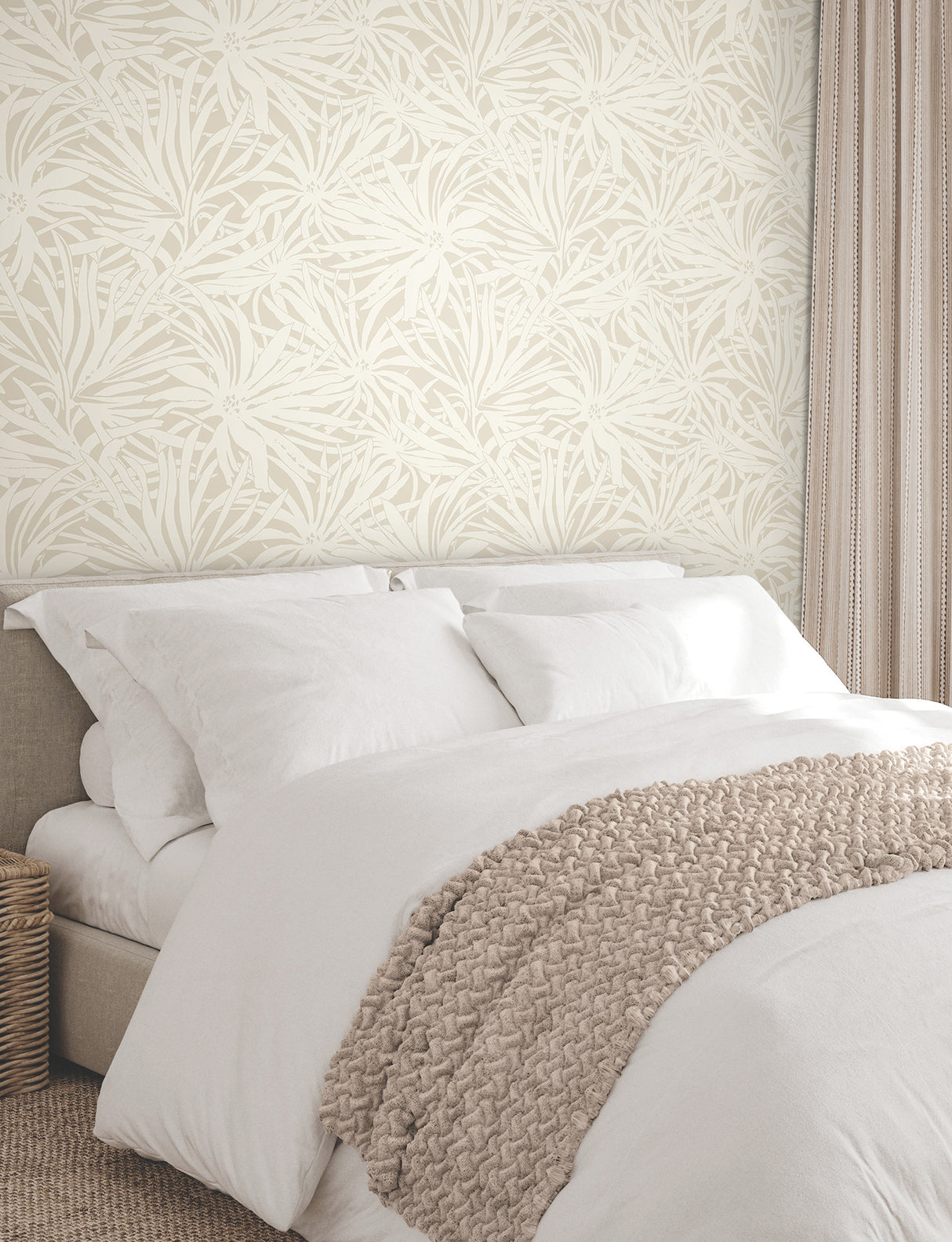 Eade’s Floral Canopy Linen