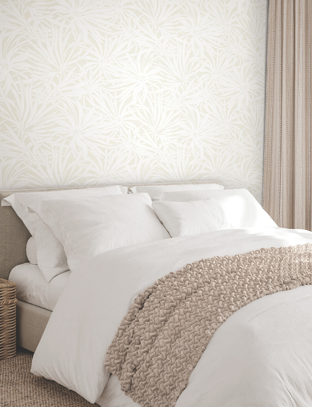 Eade’s Floral Canopy Cream