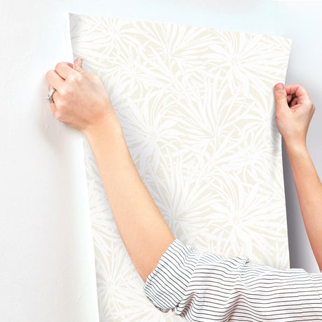 Eade’s Floral Canopy Cream
