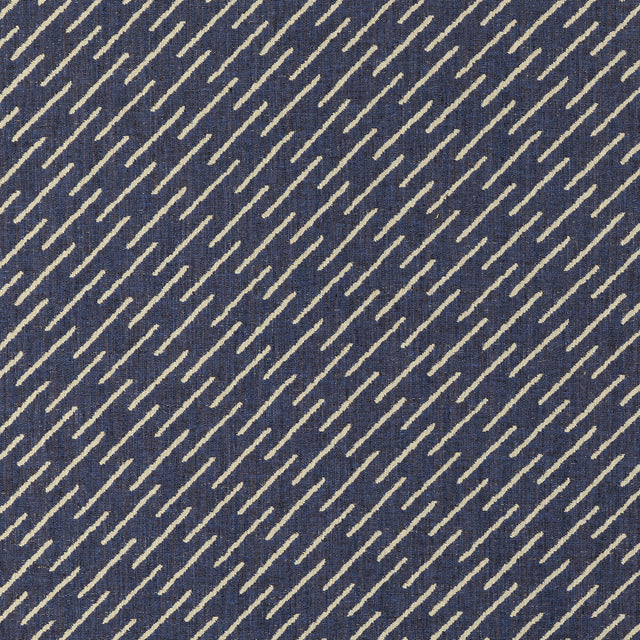 LEE JOFA MODERN GWF-3759.501.0 ESKER WEAVE NAVY/CREAM Fabric - Eade's Wallpaper