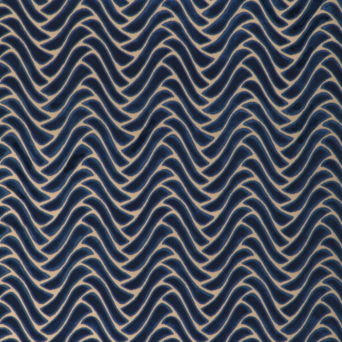 LEE JOFA MODERN GWF-3811.5.0 CROSBY VELVET ROYAL Fabric - Eade's Wallpaper
