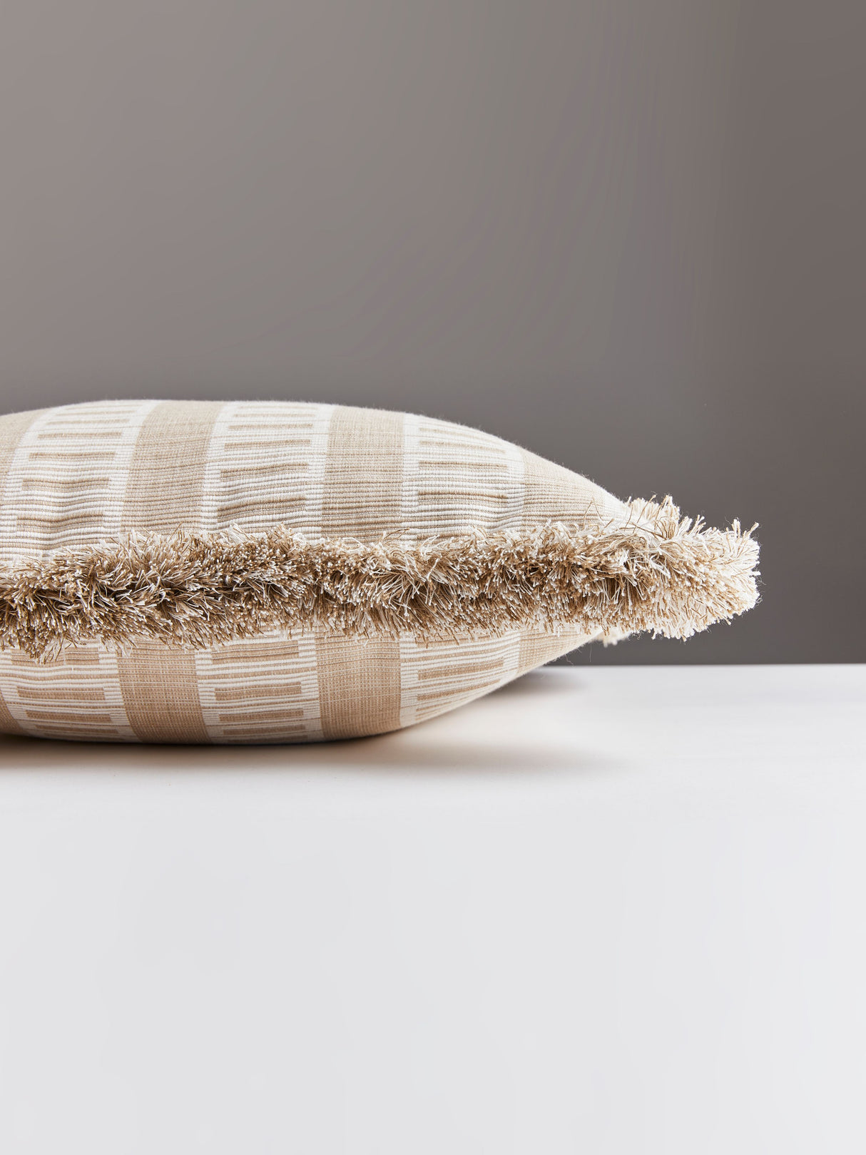 Scalamandre GW 0001LARKSPILL LARK STRIPE PILLOW - Pillow Col