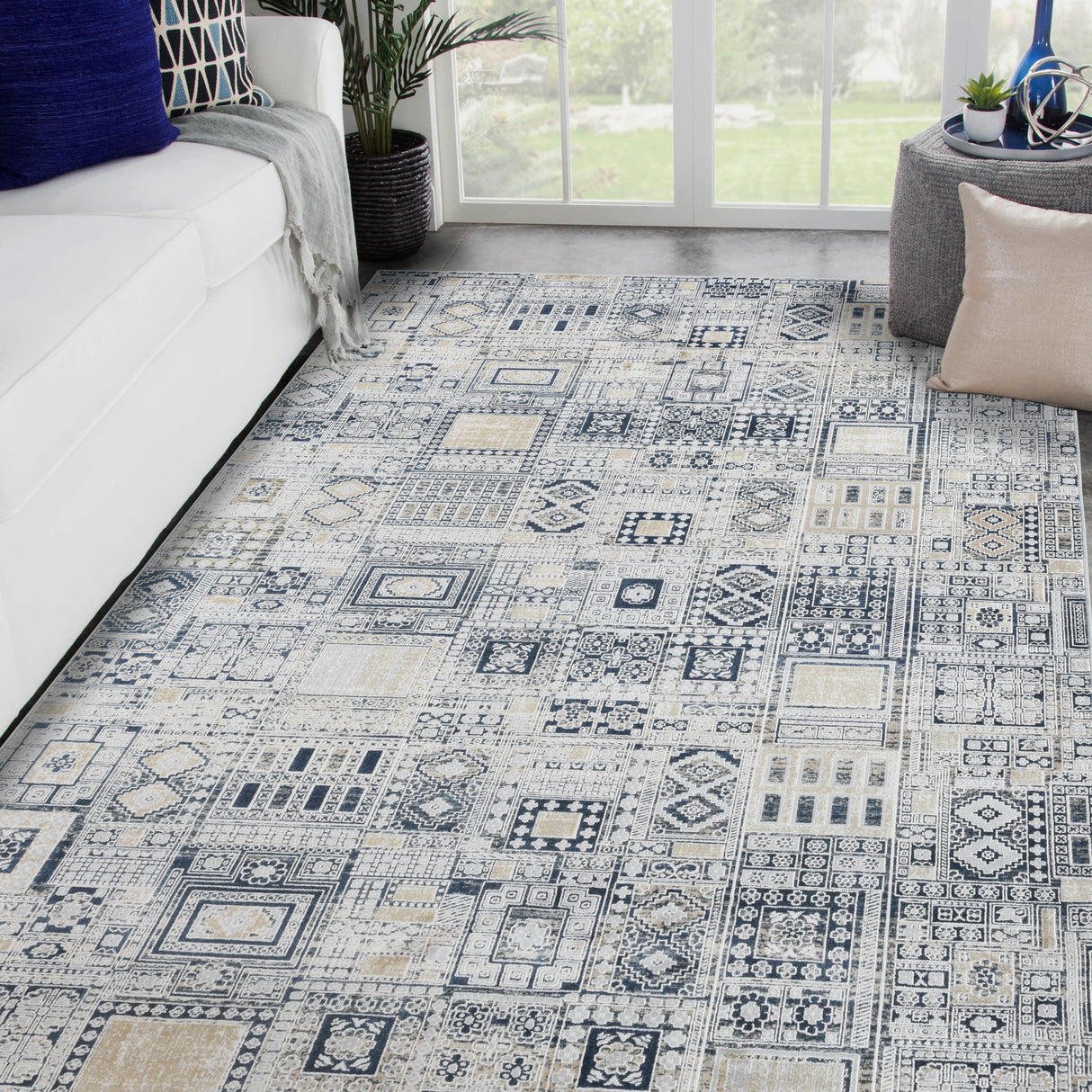 Amer Rugs HAM-7 Hamilton Modern Aztec /Gold Area Rug