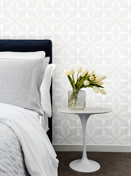 York HC7540 Roulettes Lily White & Cream Wallpaper