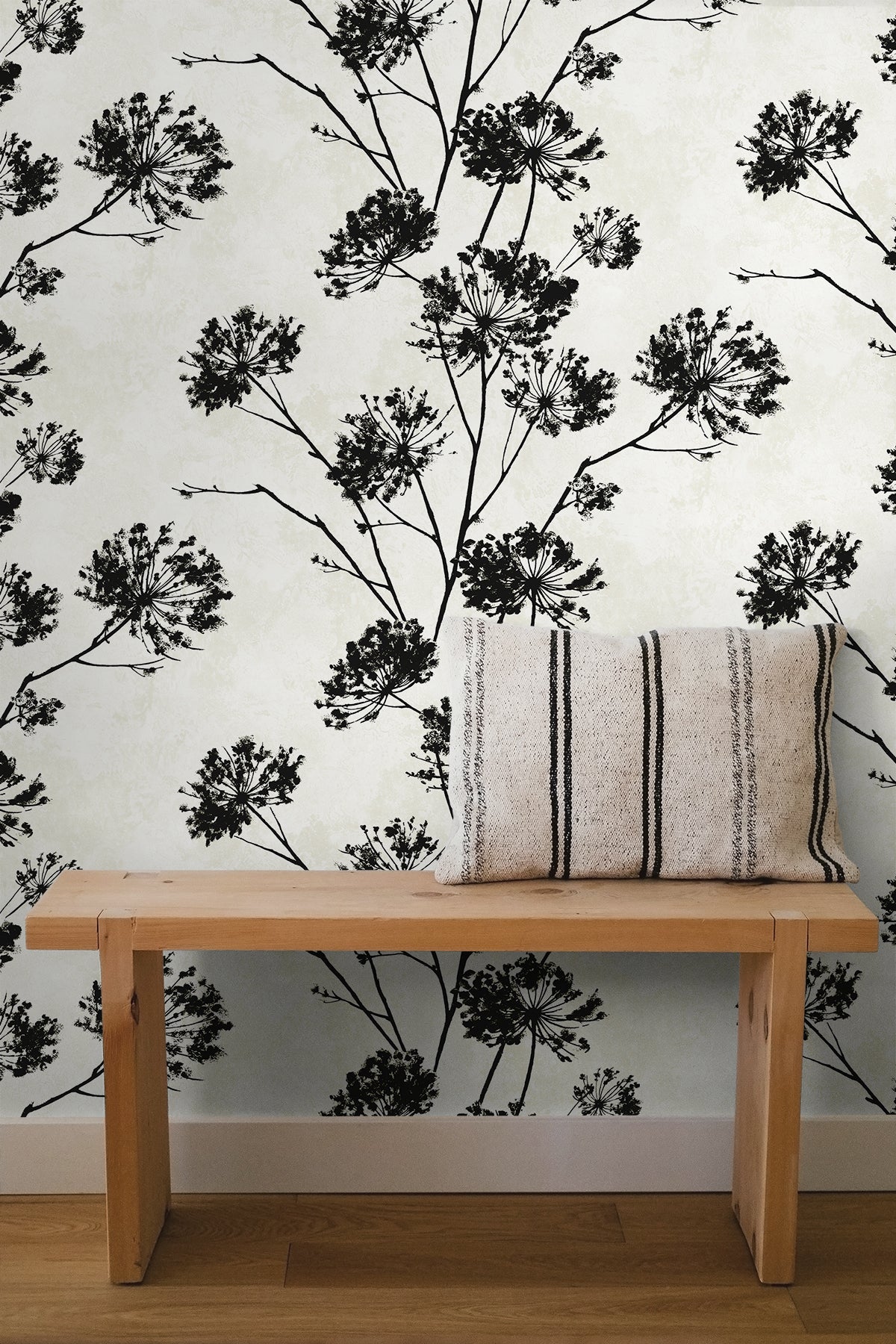 Harry & Grace HG12100 Wallpaper - Eade's Wallpaper & Fabric