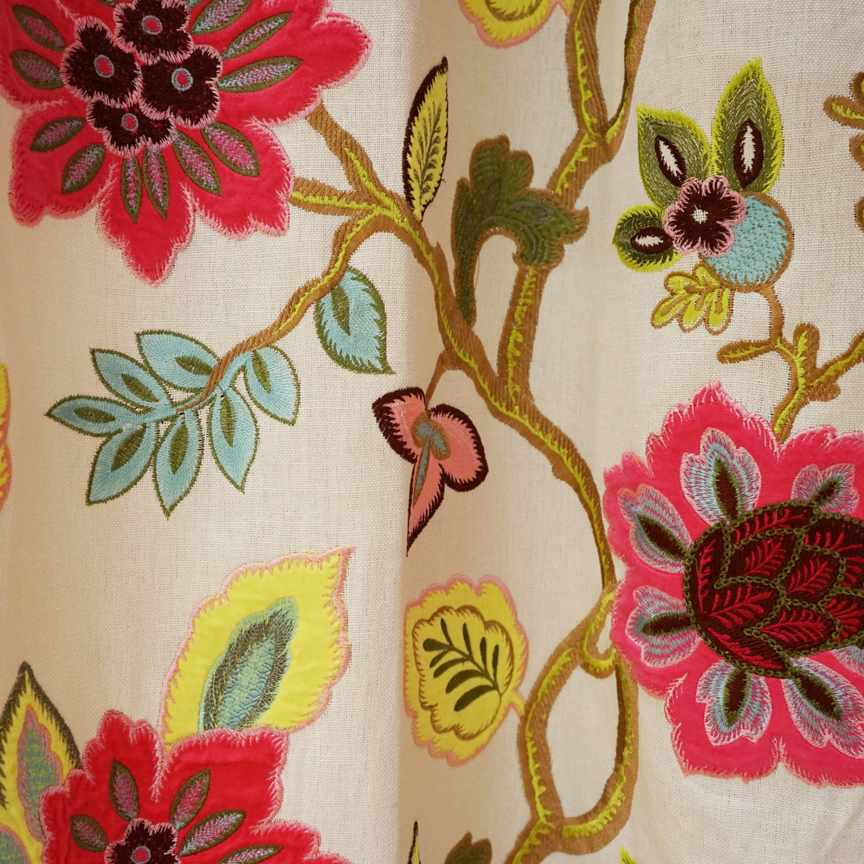 JF Studio 46-SJ101 HIBISCUS Fabric - Eade's Wallpaper & Fabric