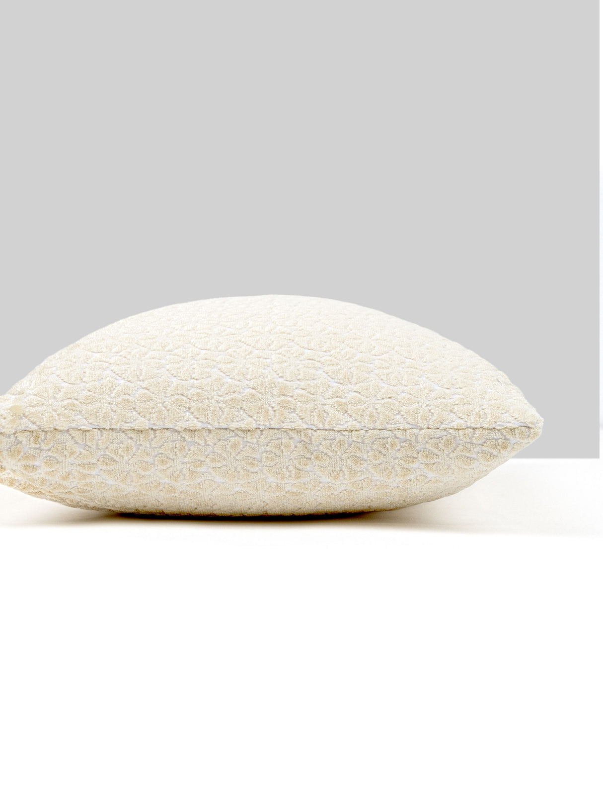 Scalamandre HN 0001LBDK27332 PETAL VELVET PILLOW - Pillow Co