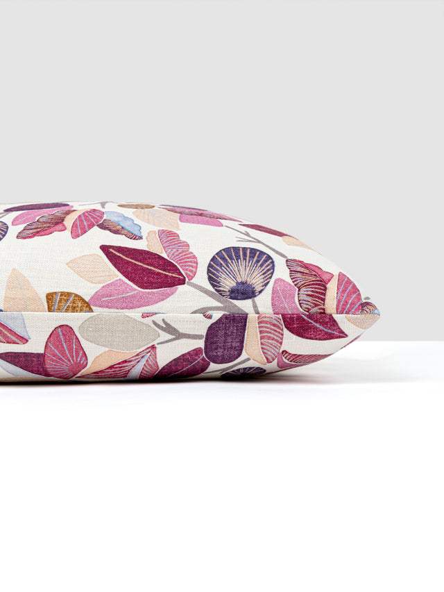 Scalamandre HN 0003SDDK16657 LINDEN PILLOW - Pillow Collecti