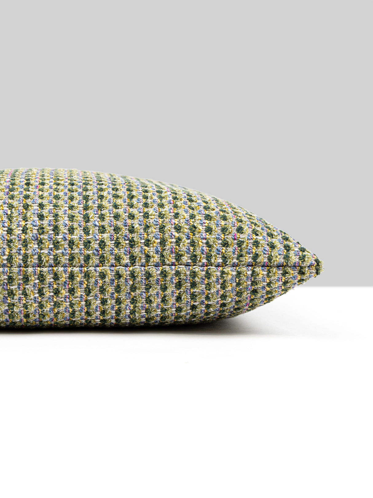 Scalamandre HN 0005SDDK27333 HEATHERTON PILLOW - Pillow Coll