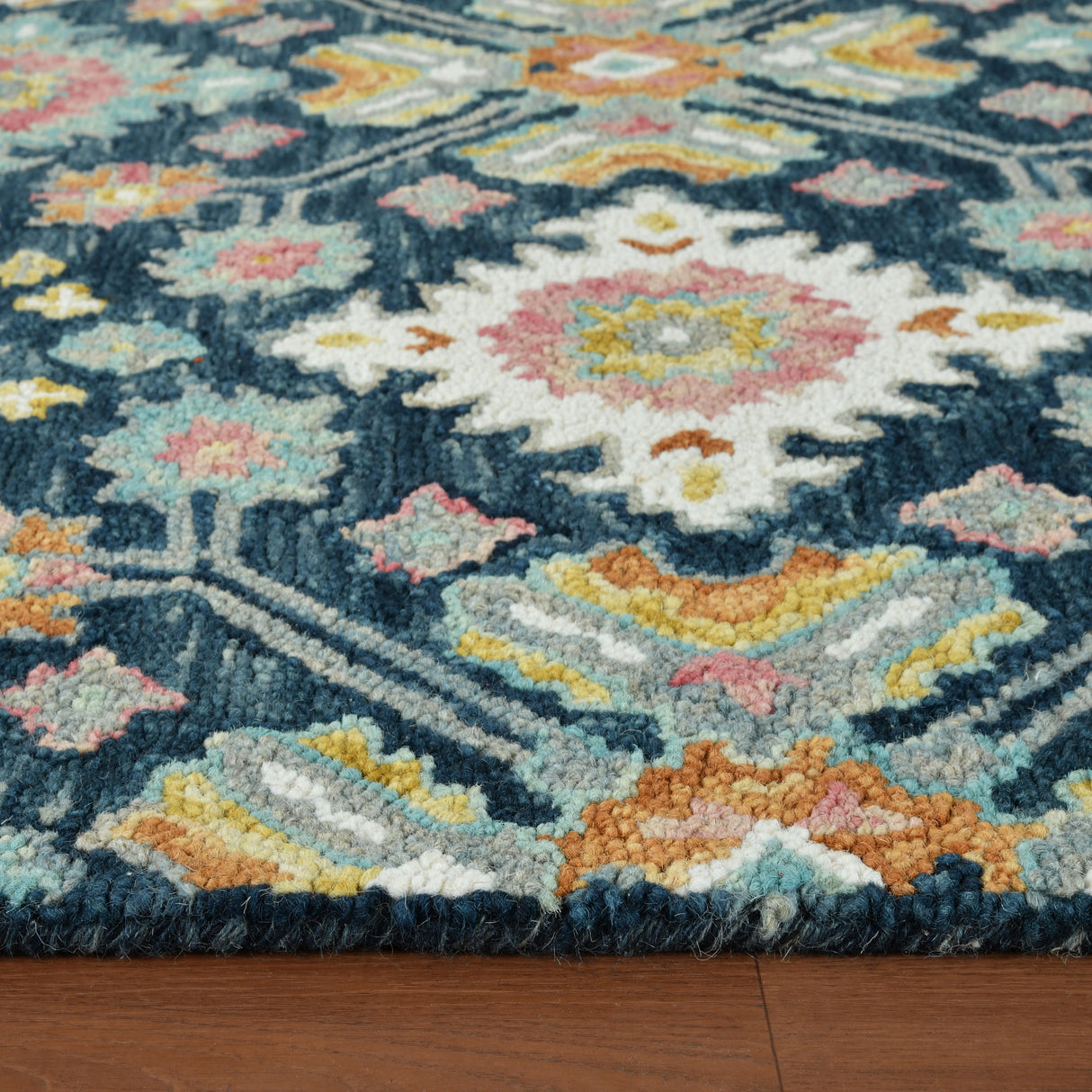Amer Rugs JAC-3 Jackson Traditional Style Area Rug