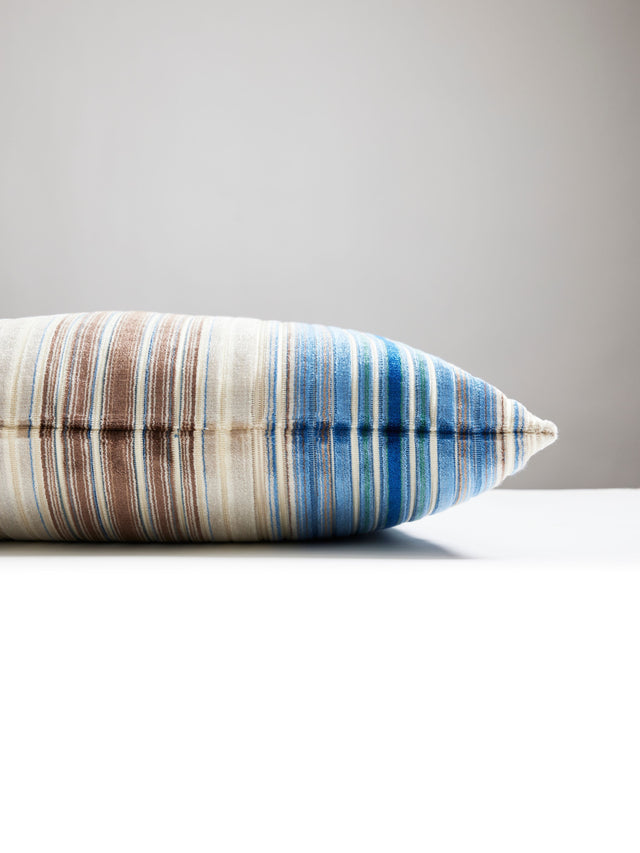 Scalamandre JM 0001SDDK0592 TIMBERLAKE VELVET PILLOW - Pillo