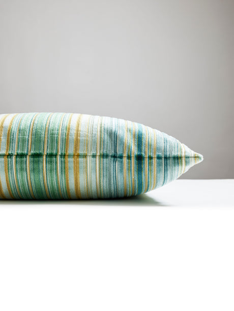 Scalamandre JM 0003SDDK0592 TIMBERLAKE VELVET PILLOW - Pillo