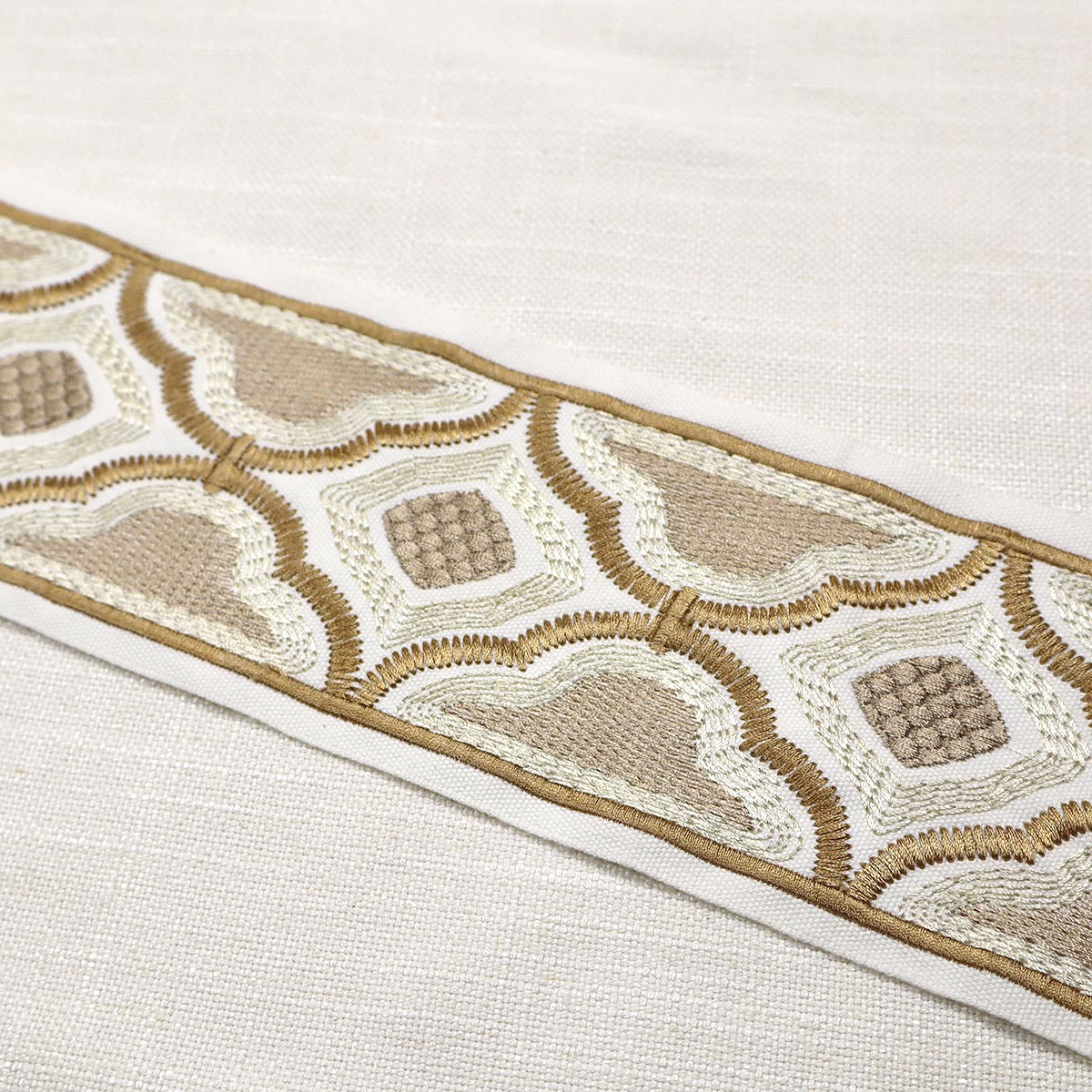 Eade’s KESWICK EMB TAPE VINTAGE VINTAGE