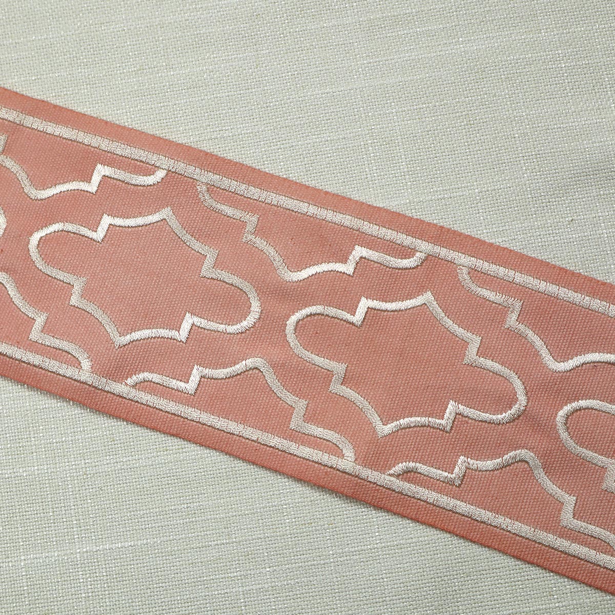 Eade’s LINDY EMB TAPE PINK PINK