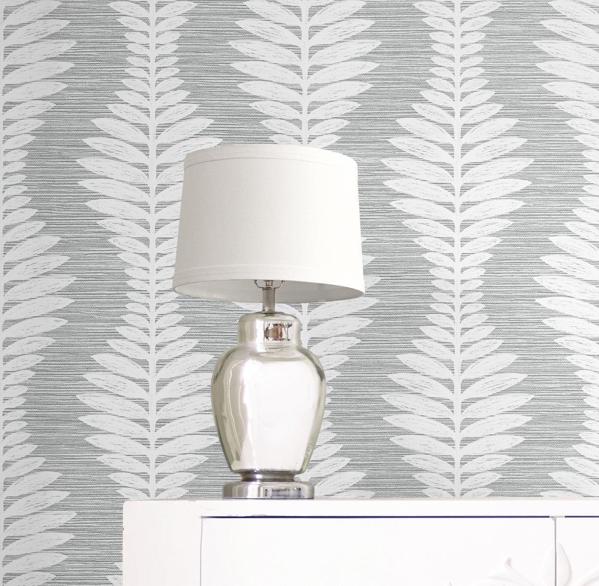 Lillian August LN40508 Wallpaper - Eade's Wallpaper & Fabric