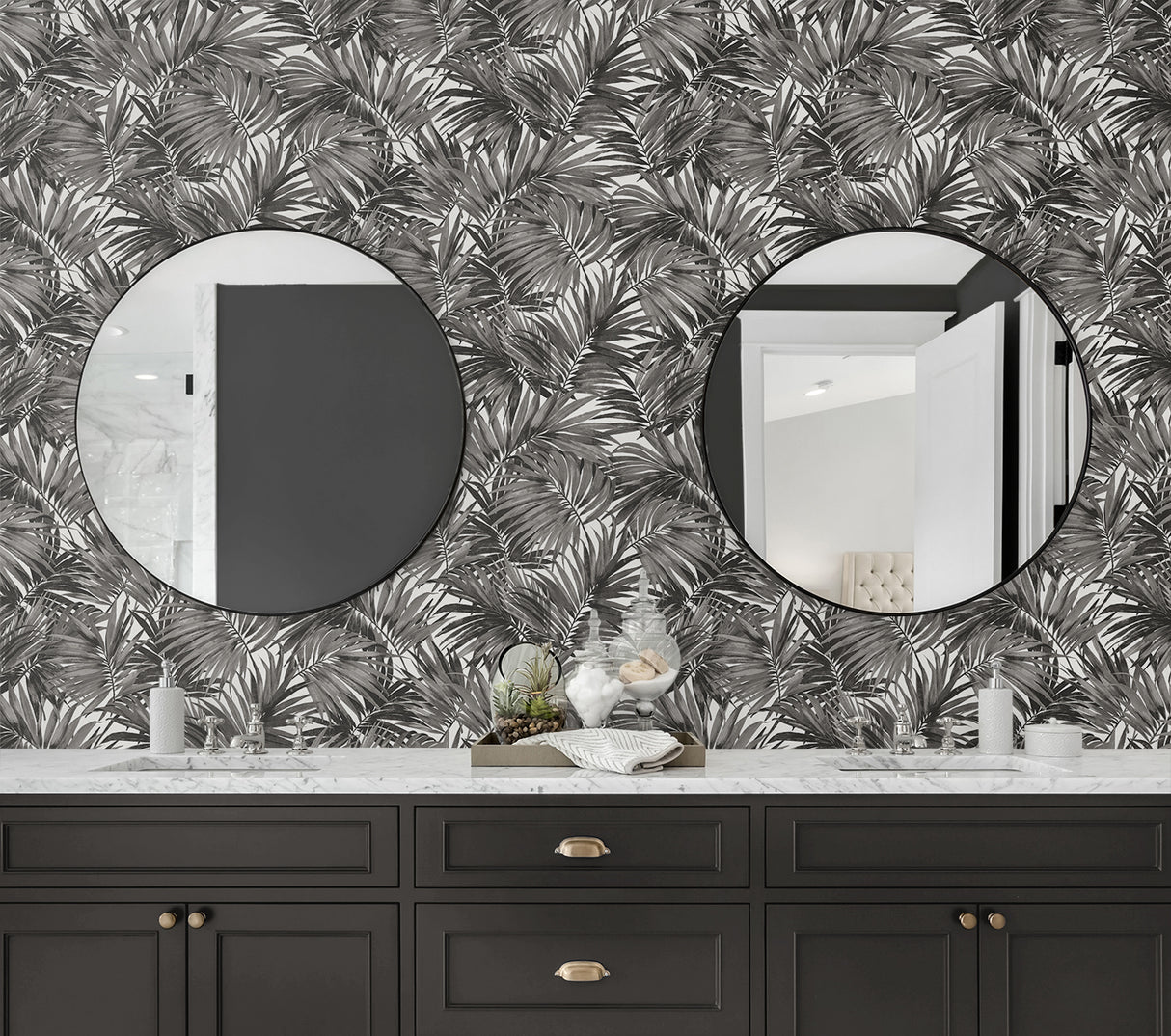 Lillian August LN40700 Wallpaper - Eade's Wallpaper & Fabric