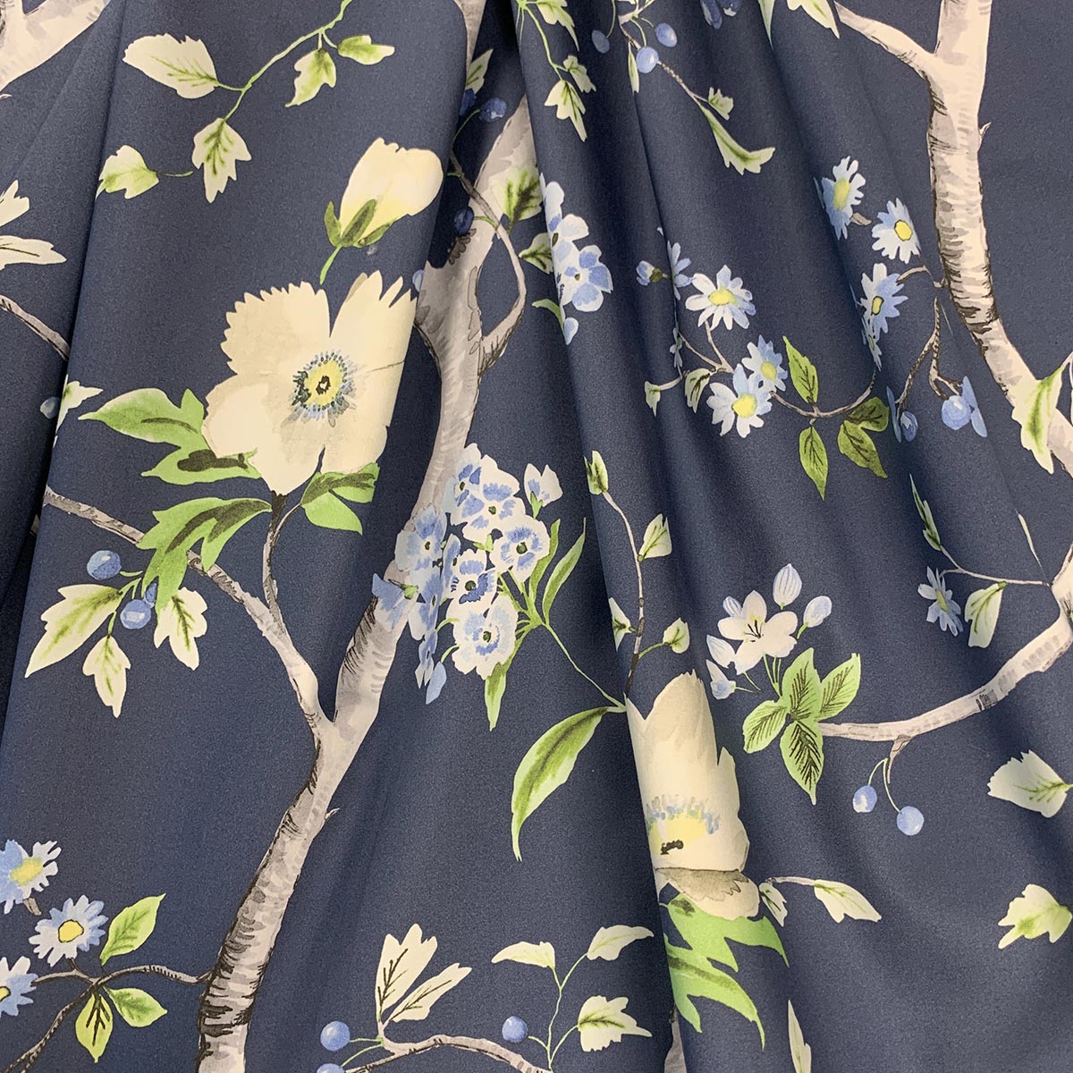 Eade’s Lillian August JANIE CLASSIC CLASSIC