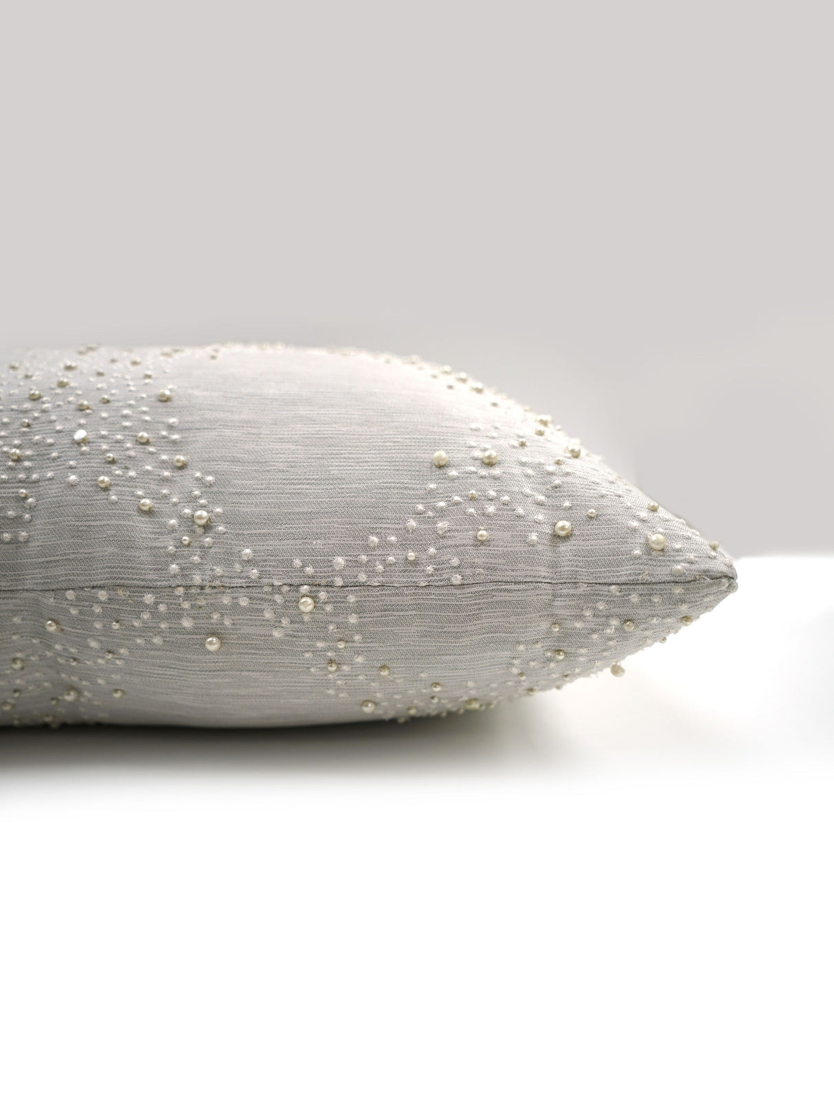 Scalamandre M1 0001PEARLPILL PEARLESCENCE PILLOW - Pillow Co