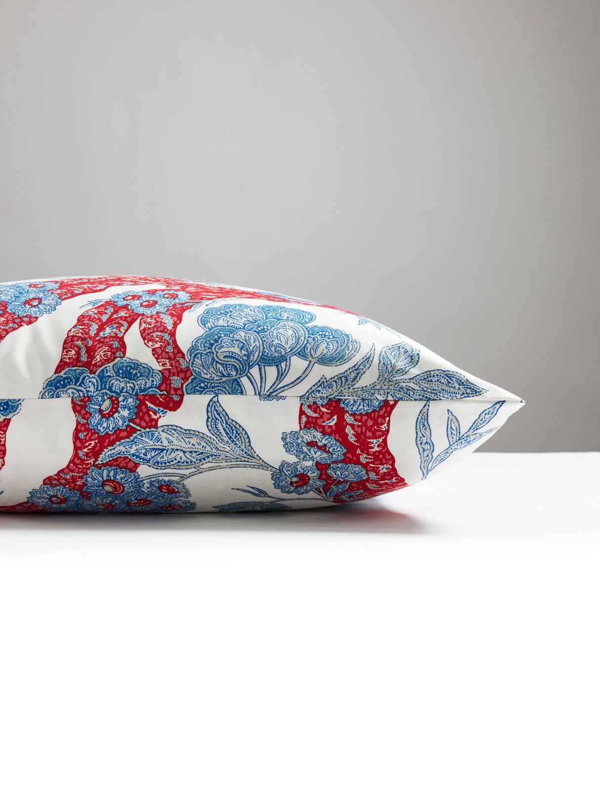 Scalamandre M7 0003SUMMPILL SUMMERHOUSE HILL PILLOW - Pillow