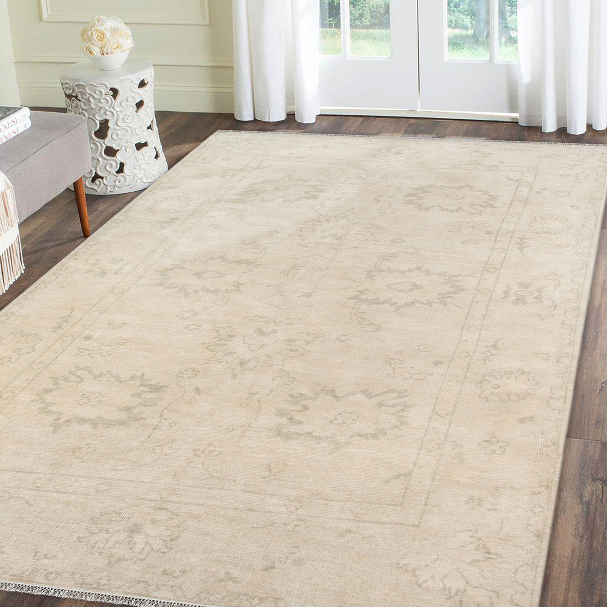 Amer Rugs MAYA-1 Maya Classic Bordered Area Rug