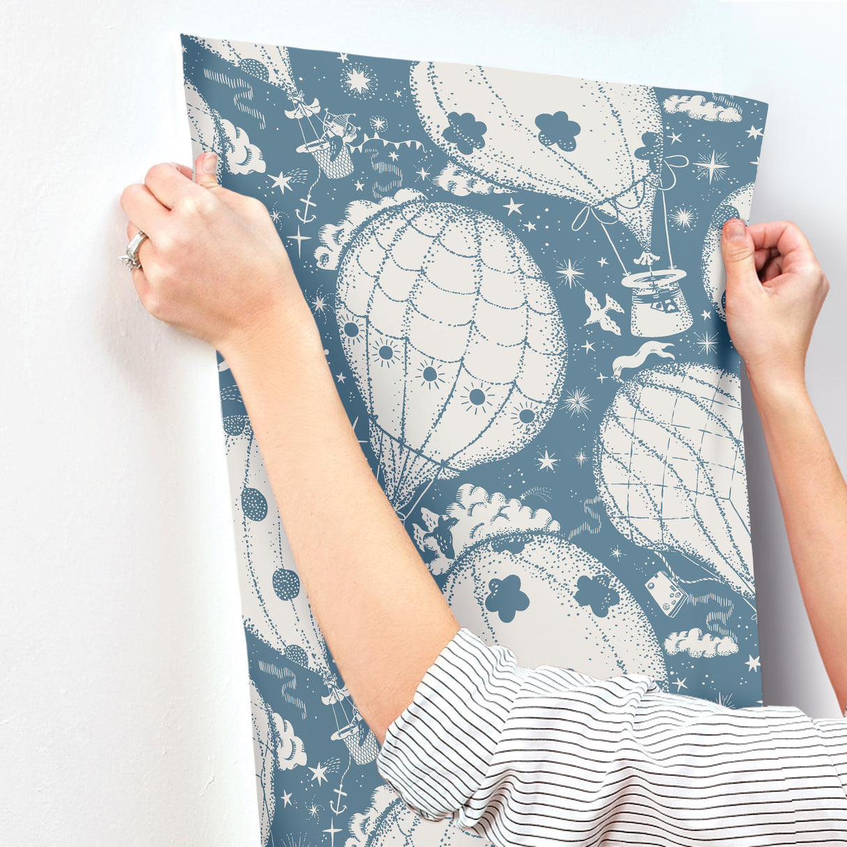 Eade’s Ballongerna Dark Blue