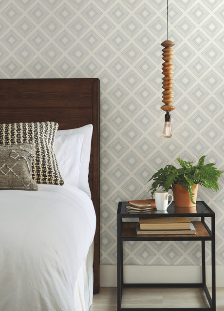 York ME1578 Diamond Sketch Eggshell Wallpaper