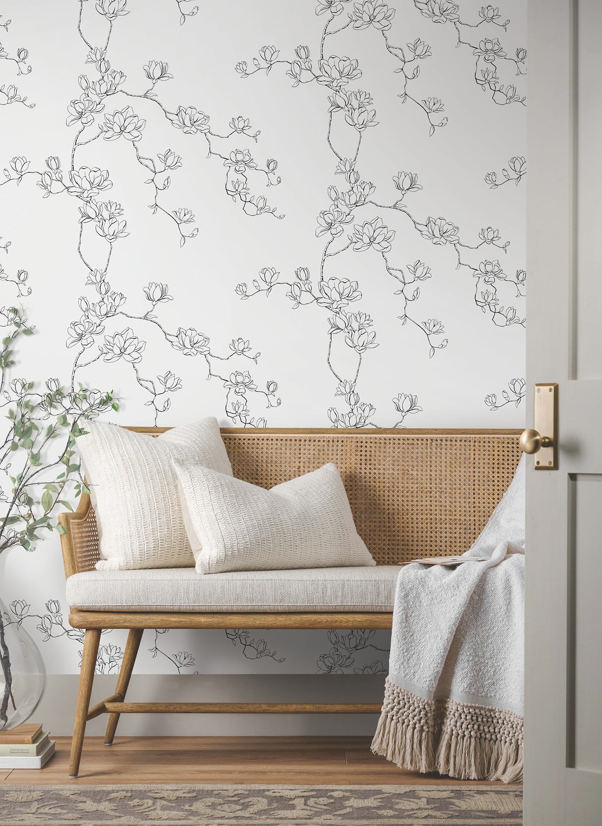 Magnolia Home MF4731 Magnolia Black Branches Wallpaper