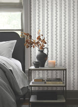 Magnolia Home MF4761 Everleigh White & Black Wallpaper