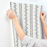 Magnolia Home MF4761 Everleigh White & Black Wallpaper