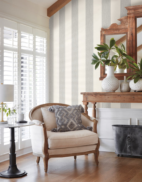 York MK1117 Thread Stripe Black Wallpaper