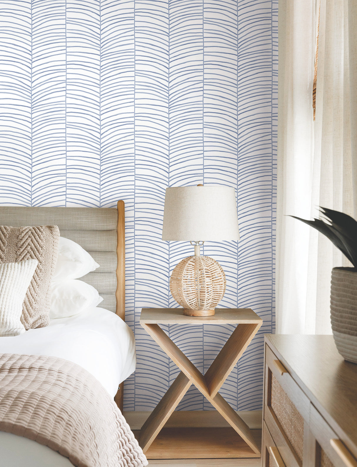 York MT5672 Cascade Palm Chevron Sea Wallpaper - Eade's Wallpaper