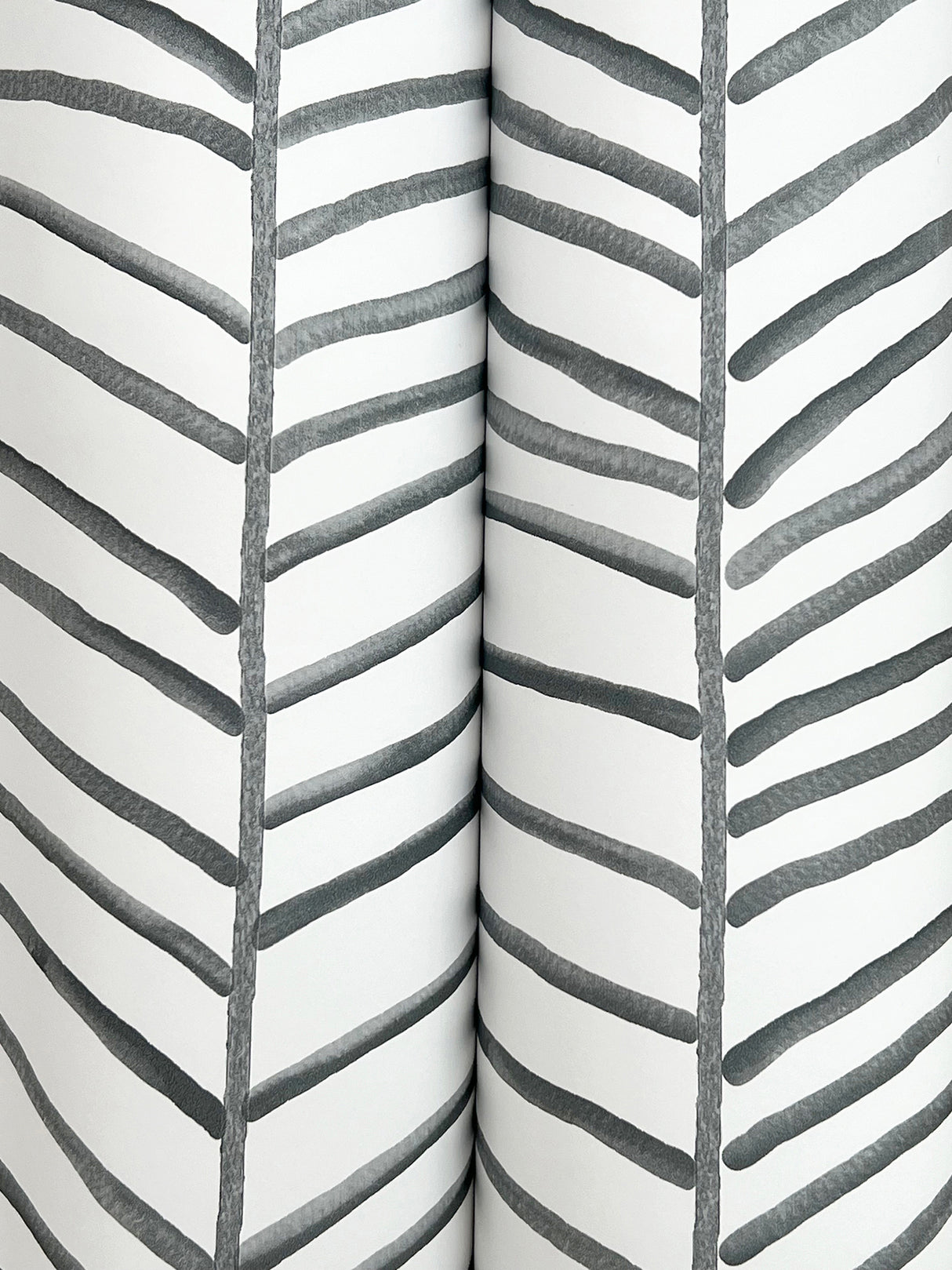 York MT5673 Cascade Palm Chevron Onyx Wallpaper - Eade's Wallpaper