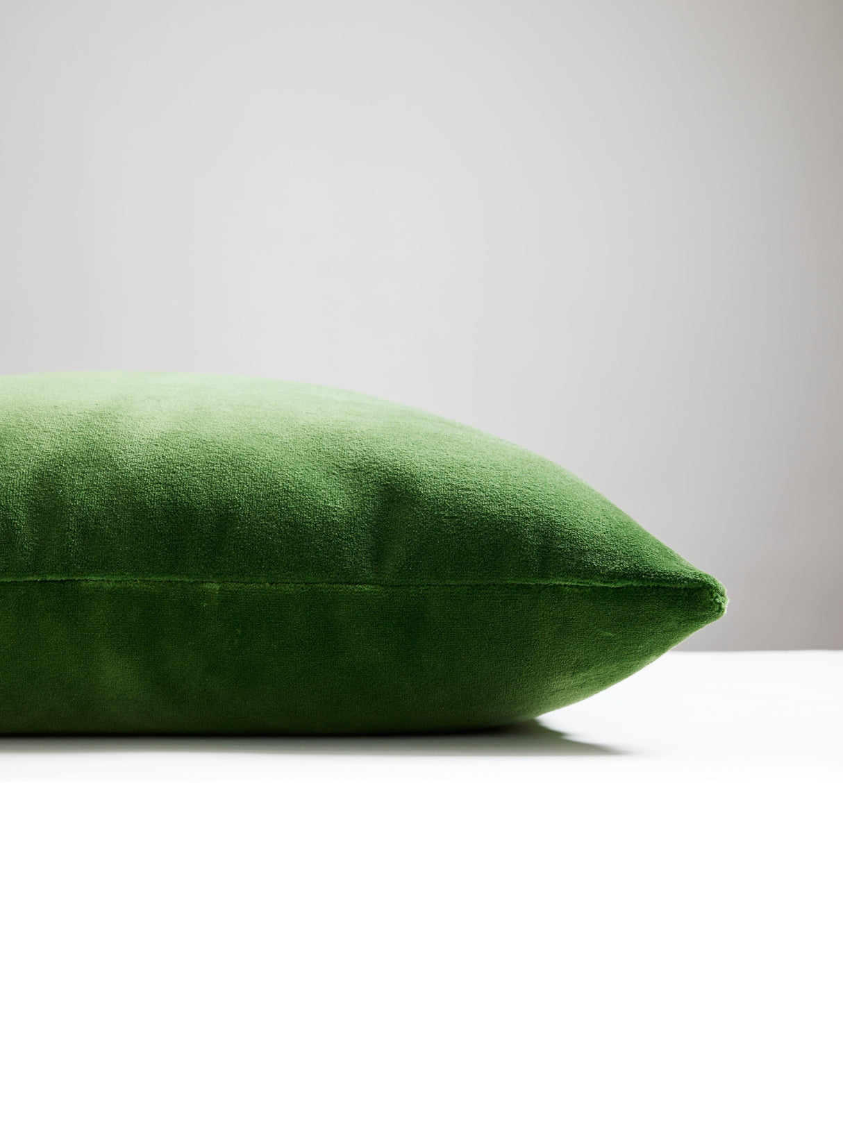 Scalamandre MT 0019TORIPILL TORINO VELVET PILLOW - Pillow Co