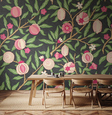 Eade’s Fruit and Foliage Black