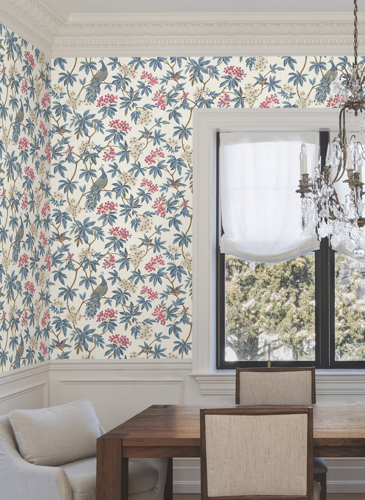 Ronald Redding MX9666 Peacock Estate White Wallpaper - Eade's Wallpaper